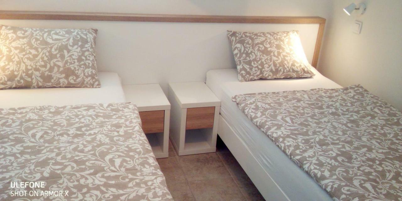 Apartment Sanja Петрчане Экстерьер фото